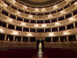 Theater in Fermo | Vakantiewoning Casa Cipresse